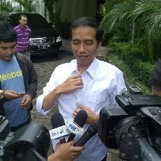 Jokowi: Bus TransJ 24 Jam Dioperasikan Pertengahan Tahun Ini