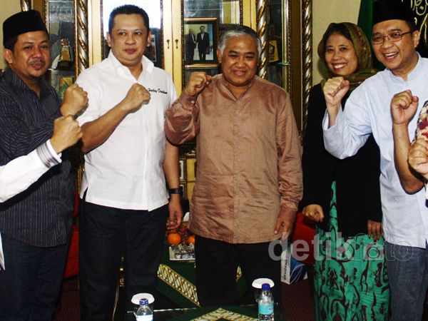 Timwas Century Temui Din Syamsuddin