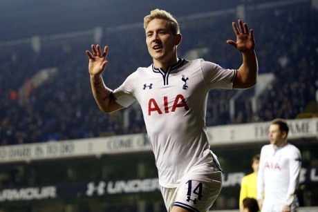 Fulham Resmi Boyong Mitroglou dan Holtby