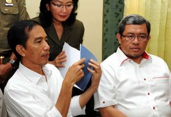 Masuk Radar Capres PKS, Aher Siap Hadapi Jokowi di Pilpres