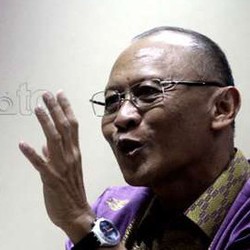 Pramono Edhie Imbau Warga Tionghoa Ikuti Debat Konvensi