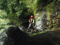 Libur Panjang Nan Seru di Baturraden Adventure Forest