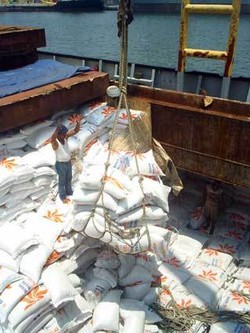 Beras Lokal Lebih Mahal Dari Impor, Makanya Ada Beras Ilegal