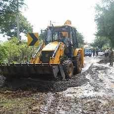 Ada 5 Titik Jalur Pantura Situbondo Tertutup Material Banjir