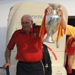 Luis Aragones Tutup Usia