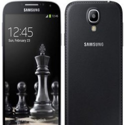 Tinggalkan Plastik, Galaxy S4 Berbahan Kulit