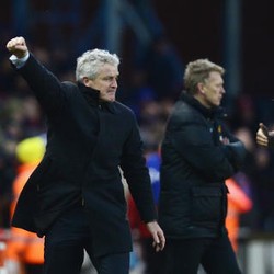 Hughes Puji Stoke yang Tampil Fantastis