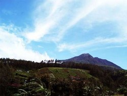 19 Gunung Api Berstatus Waspada, BNPB Imbau Masyarakat Tak Panik