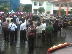 1.858 Personel Polres Jakbar Siap Amankan Pemilu 2014