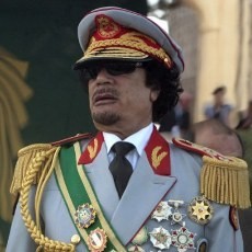 Ternyata! Khadafi Gemar Operasi Plastik Saat Dini Hari