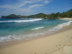 Ssst... Ada yang Masih Perawan di Selatan Blitar