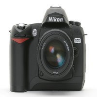 Nikon D70 Cocok untuk Memotret Wedding?