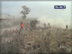 Kepanikan Warnai Evakuasi Korban Erupsi Gunung Sinabung