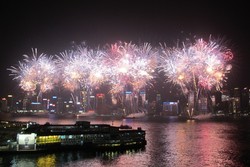 Pesta Kembang Api Imlek di Hong Kong, 23 Menit Non Stop!