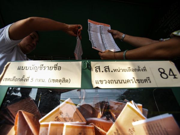 Pemilu Thailand Diwarnai Unjuk Rasa