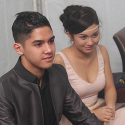 Ariel Tatum Dikabarkan Pacaran dengan Al, Stefan William Salah Tingkah