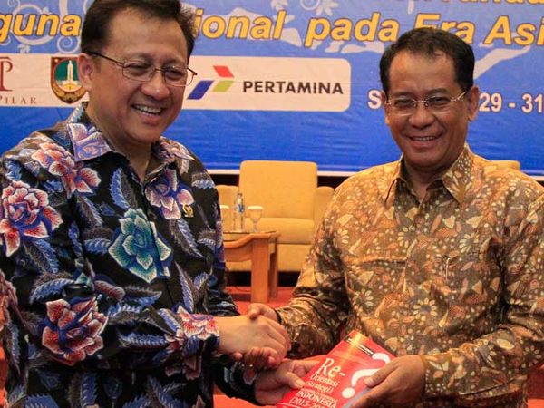 UNS Gelar Forum Rektor