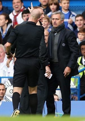 Bertamu ke City, Mourinho Juga Berharap Wasit Tampil Oke