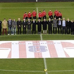 Puncak Klasemen Atletico untuk Mendiang Aragones