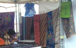 Keren, Ada yang Jualan Batik di Spanyol