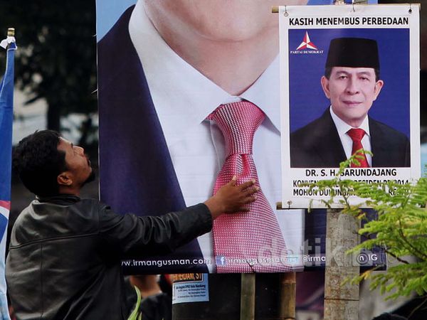 Poster Peserta Konvensi Capres PD Penuhi Bandung