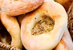 Barbari dan Grindstone Rye, Roti Empuk Lezat dari Iran dan Jerman (1)