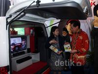 BCA Dan OJK Luncurkan Mobil Literasi Keuangan