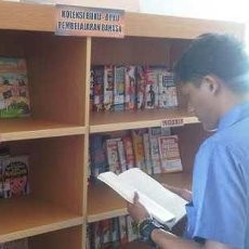 Risma Akhirnya Resmikan Rumah Bahasa Bagi Warga