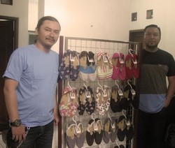 Sepatu Boleh Tipis, Tapi Omzetnya Tebal Sampai Rp 200 Juta
