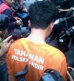 Pencuri Motor Berbekal Senpi di Bandung Nyaris Dibakar Massa