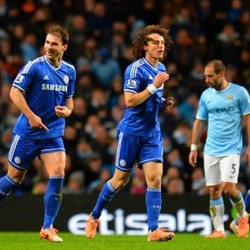 Chelsea Tundukkan City di Etihad