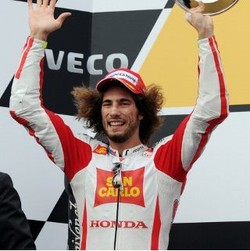 Simoncelli Bakal Masuk Hall of Fame MotoGP
