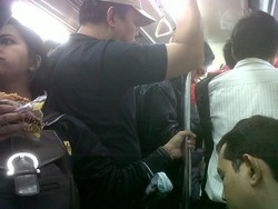 Commuter Line Alami Gangguan Sinyal, Ini Keluh Kesah Para Roker