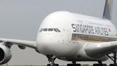 Ada Goresan, Airbus A380 Milik Maskapai Singapura Tak Bisa Beroperasi