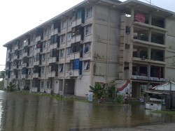 Dievakuasi dari Longsor, Siti Kini Hadapi Banjir