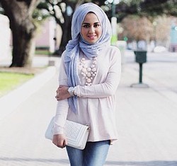 Hijab Style: Cantik dengan Scarf Ala Maryam Asadullah, Hijabers Amerika