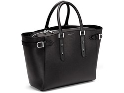 Brand Favorit Pippa Middleton Rilis Tas yang Bisa Charge Baterai Smartphone