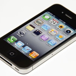 iPhone 4 Bangkit dari Kubur Demi Indonesia