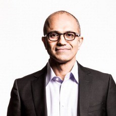 Membangkitkan Nokia Hingga Menjegal Google & Apple