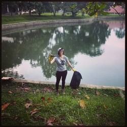 Penulis Bandung The City of Pigs: Lupakan Tulisan Saya, Mari Urusi Sampah!