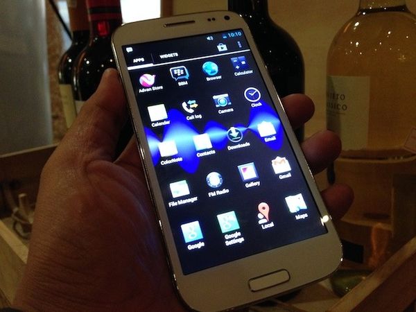 Vandroid S5H, Phablet Quad Core Jagoan Advan