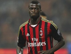 Tabrak Pohon, Ferrari Milik Mantan Pemain AC Milan Hancur