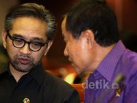 Menkum HAM-Menlu Raker dengan Komisi III