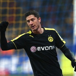 Szczesny Sempat Rayu Lewandowski untuk Gabung Arsenal