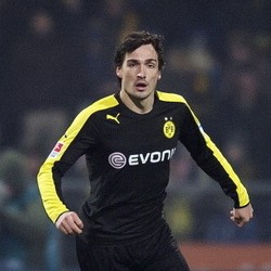 Hummels Cedera Lagi
