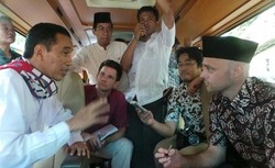 Saat Jokowi Ditanya Pencapresan oleh Wartawan Asing