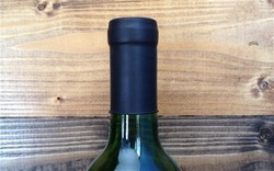 Dengan Wine Condom, Membuka Tutup Botol Wine Lebih Praktis