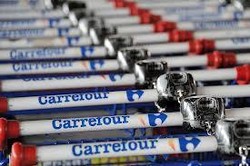 Carrefour Tak Naikkan Harga Meski Kiriman Barang Tersendat Banjir