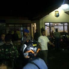 Dikabarkan Lepas Pelaku Pencurian, Polsek Bantaran Diserbu Warga