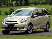 Menjajal Kemampuan Honda Mobilio